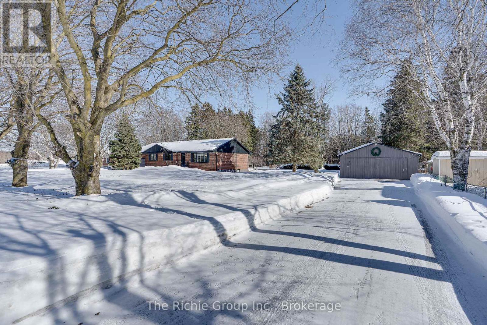 17 Travelled Road, Caledon (Caledon Village), Ontario  L7K 1B7 - Photo 2 - W12851118