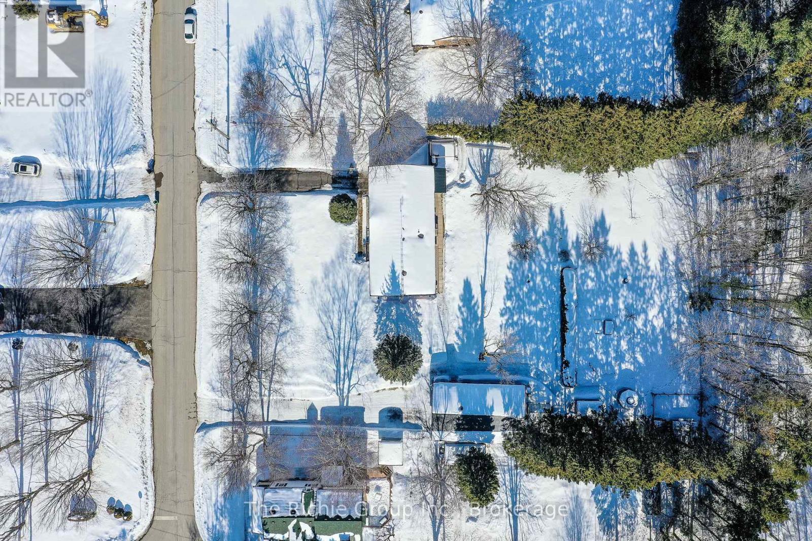 17 Travelled Road, Caledon (Caledon Village), Ontario  L7K 1B7 - Photo 31 - W12851118