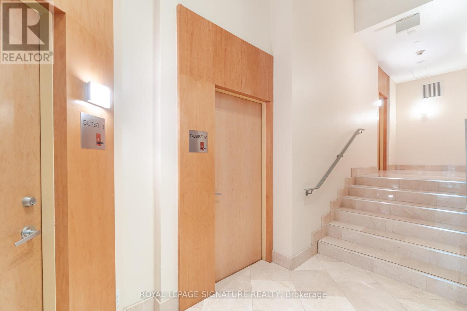 1507 - 220 Burnhamthorpe Road W, Mississauga (City Centre), Ontario  L5B 4N4 - Photo 31 - W12851130