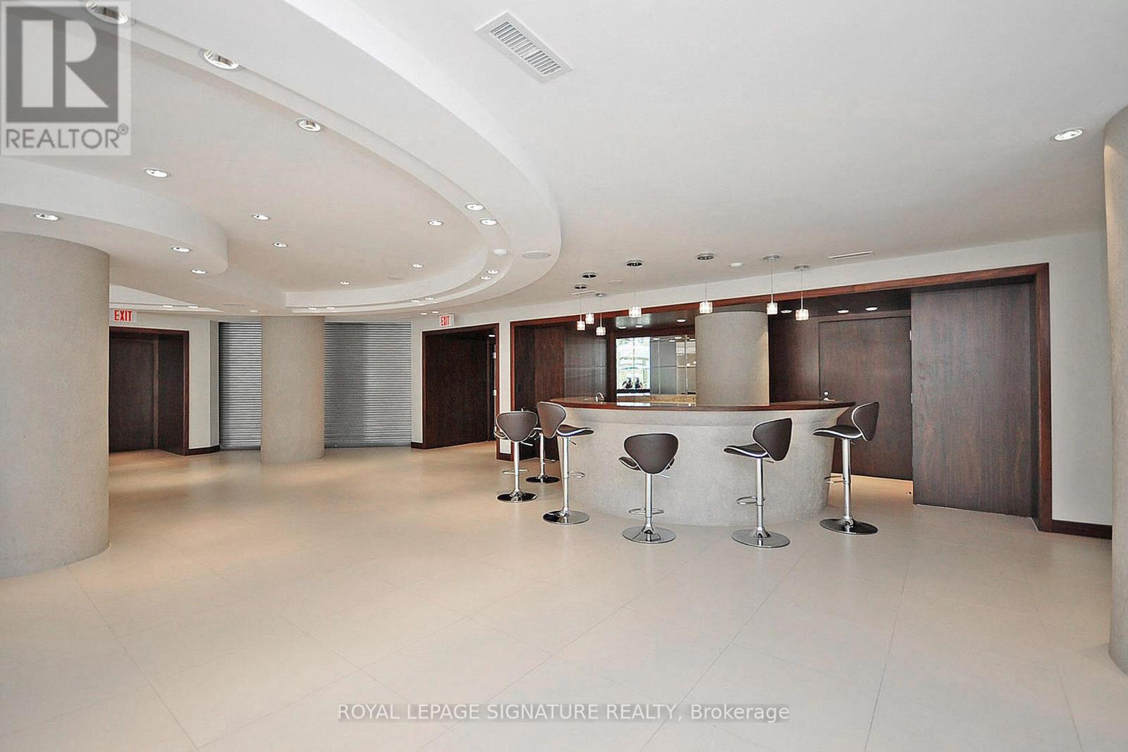 1507 - 220 Burnhamthorpe Road W, Mississauga (City Centre), Ontario  L5B 4N4 - Photo 33 - W12851130