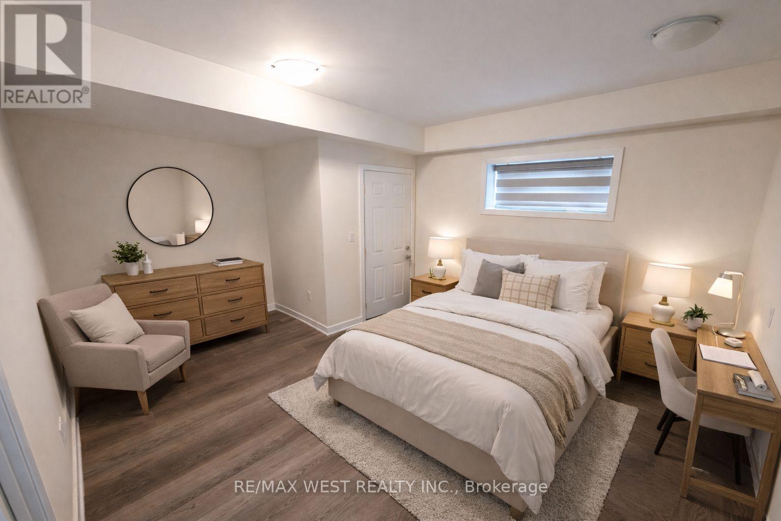 93 Hatherley Road, Toronto (Caledonia-Fairbank), Ontario  M6E 1W3 - Photo 18 - W12851296