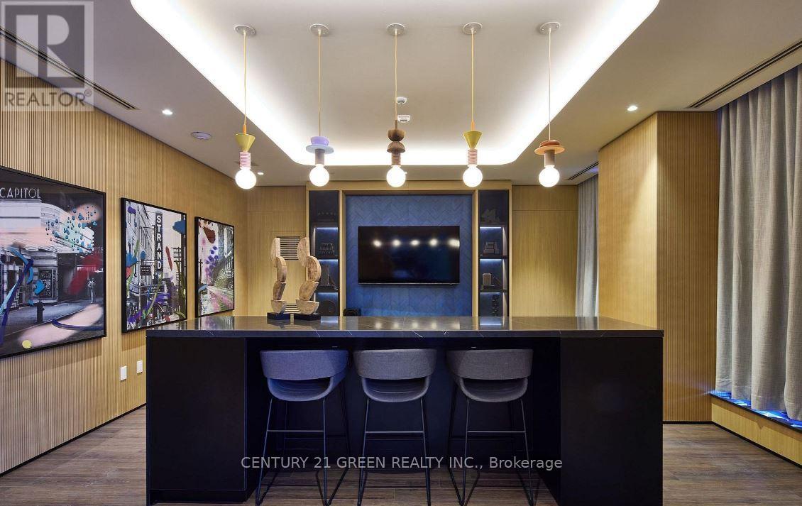 402 - 770 Whitlock Avenue, Milton, Ontario  L9E 2B2 - Photo 14 - W12851318