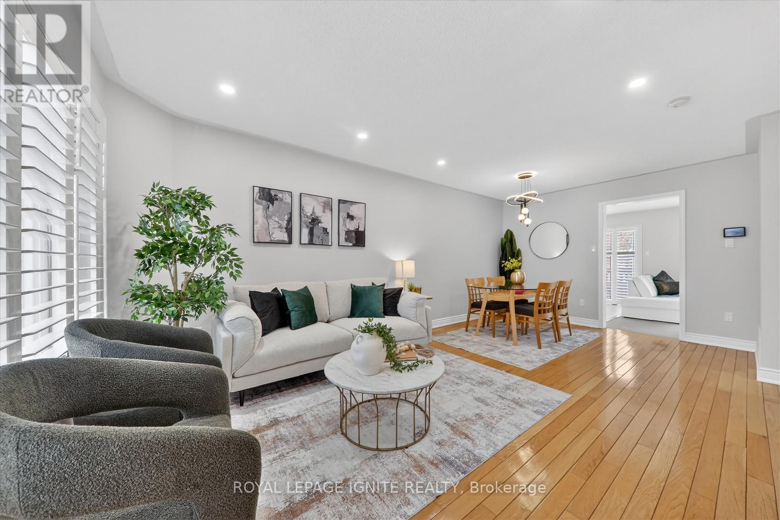 1332 Sagewood Crescent, Oakville (Wt West Oak Trails), Ontario  L6M 4A4 - Photo 10 - W12851344