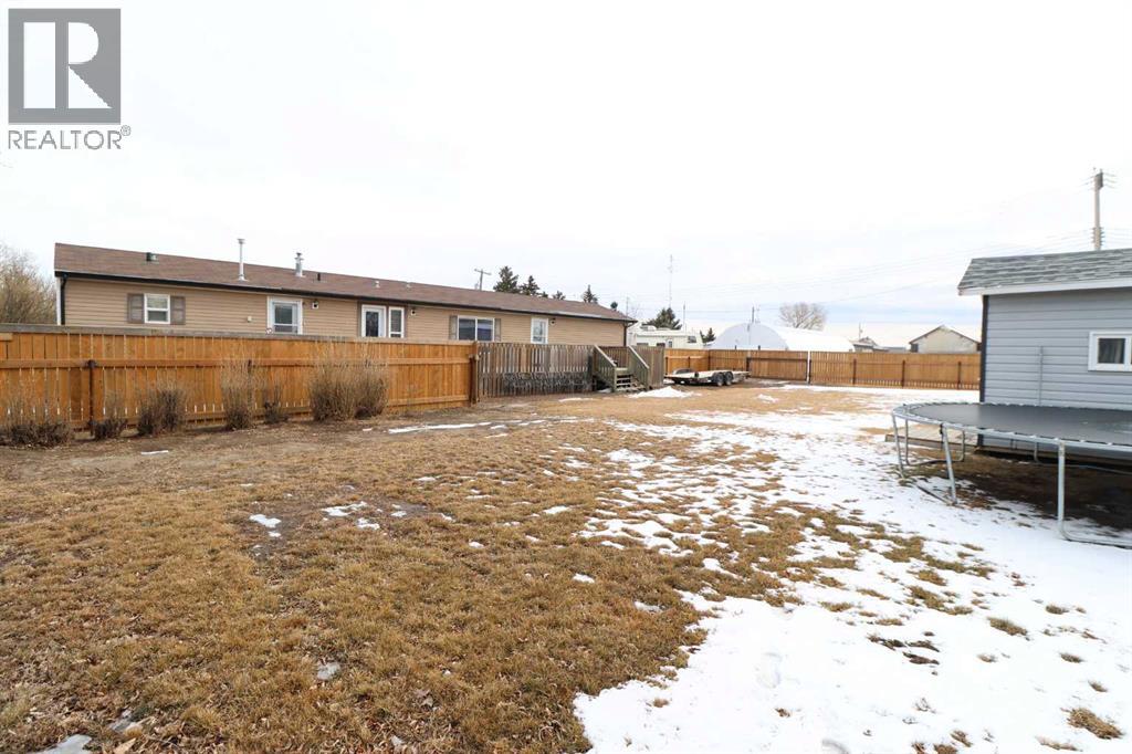 117 Farrar Street, Enchant, Alberta  T0K 0V0 - Photo 3 - A2290700