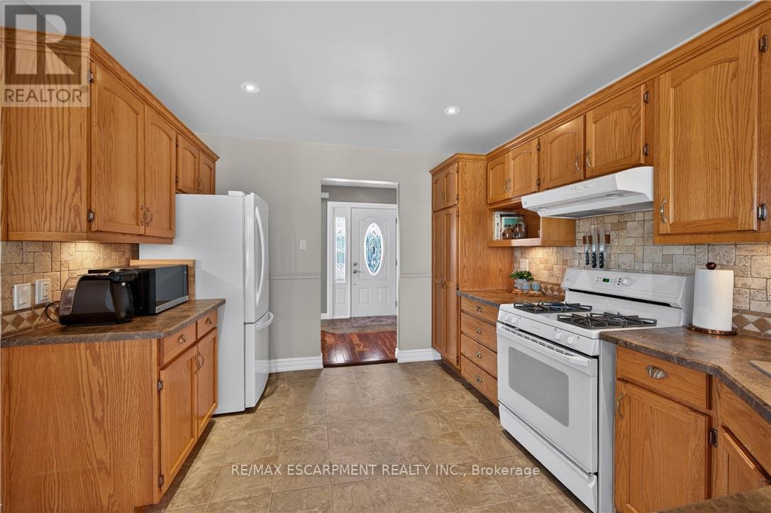 35 Highland Boulevard, Haldimand, Ontario  N3W 1G6 - Photo 14 - X12851090