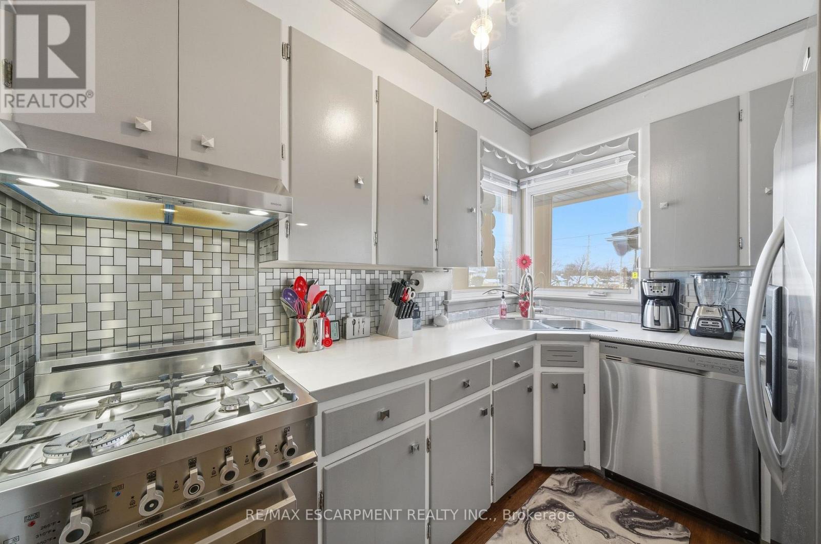 763 Upper Ottawa Street, Hamilton (Huntington), Ontario  L8T 3T8 - Photo 12 - X12851136