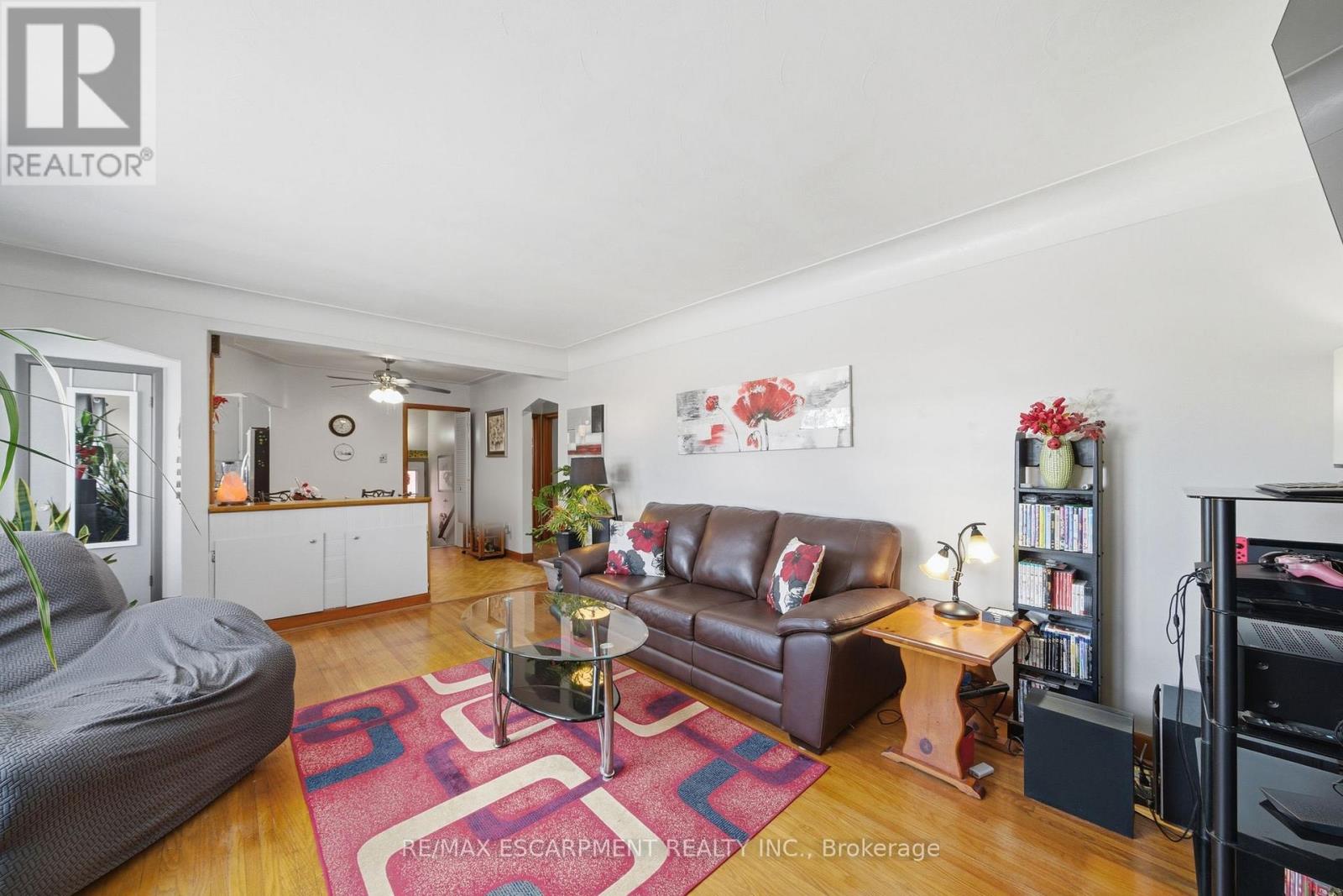 763 Upper Ottawa Street, Hamilton (Huntington), Ontario  L8T 3T8 - Photo 4 - X12851136