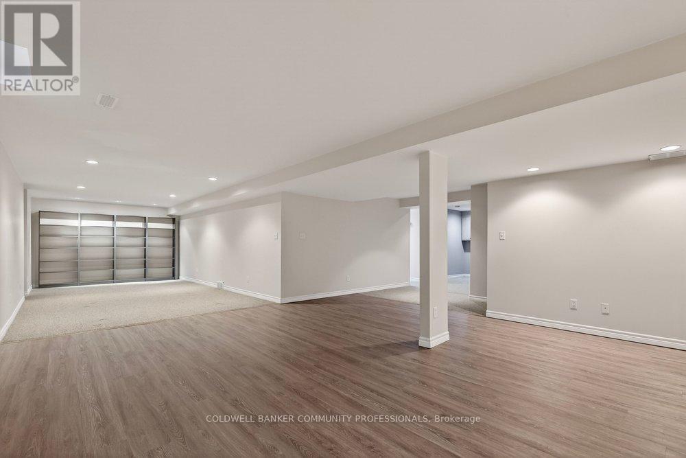 37 Garth Trails Crescent, Hamilton, Ontario  L9B 2X1 - Photo 28 - X12851142