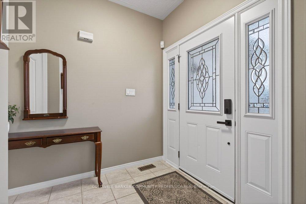 37 Garth Trails Crescent, Hamilton, Ontario  L9B 2X1 - Photo 37 - X12851142