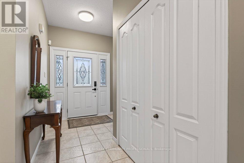 37 Garth Trails Crescent, Hamilton, Ontario  L9B 2X1 - Photo 38 - X12851142