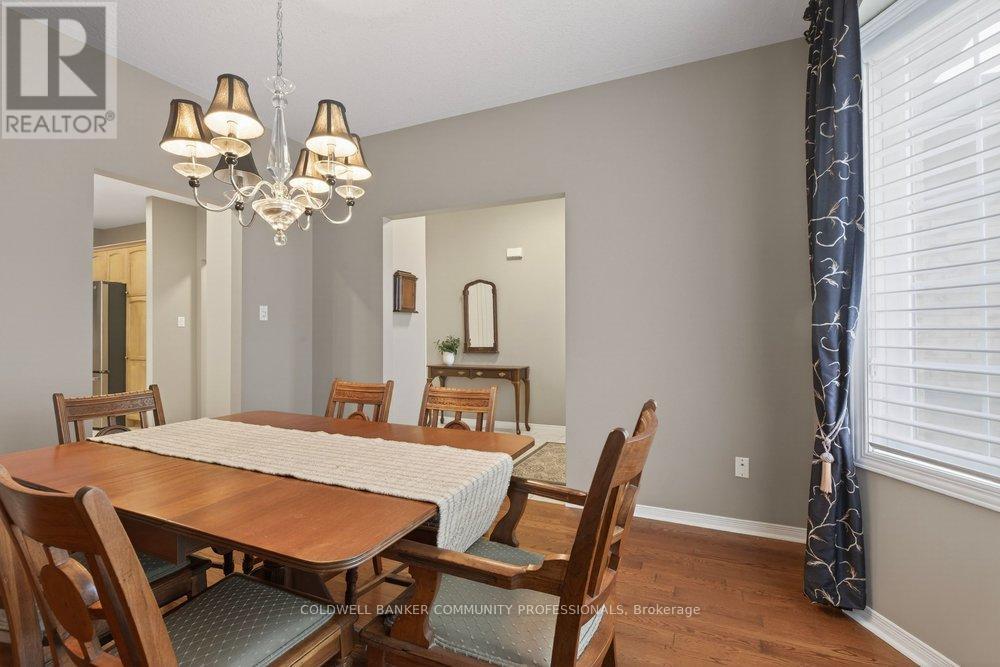 37 Garth Trails Crescent, Hamilton, Ontario  L9B 2X1 - Photo 42 - X12851142