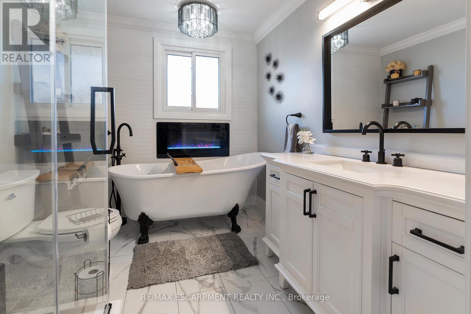 118 Westwood Crescent, Welland, Ontario  L3C 4R3 - Photo 15 - X12851178