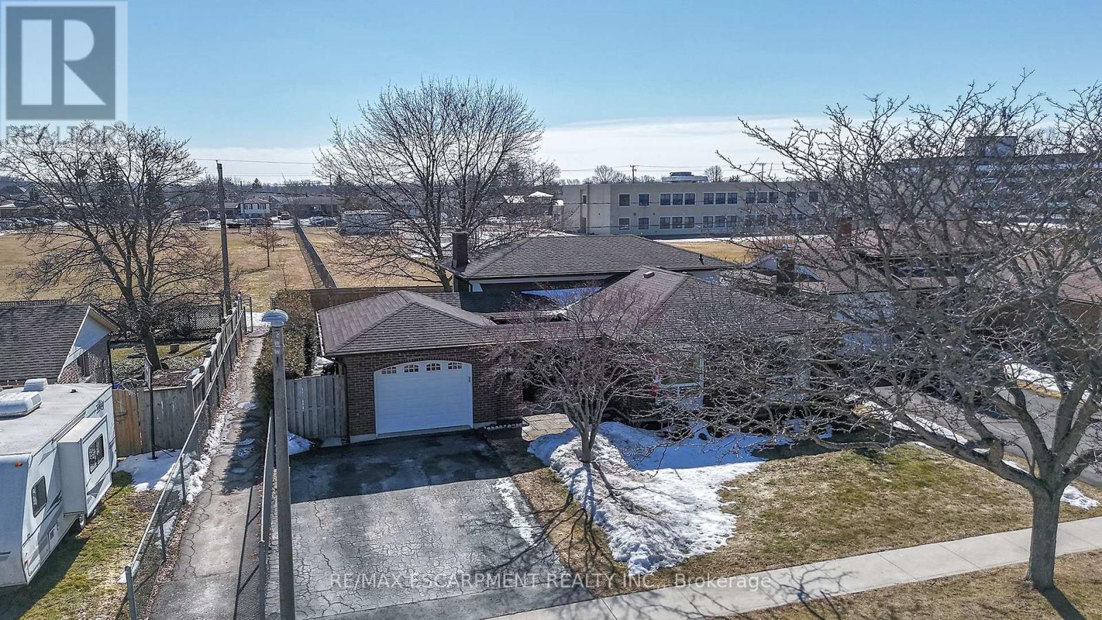 118 Westwood Crescent, Welland, Ontario  L3C 4R3 - Photo 32 - X12851178
