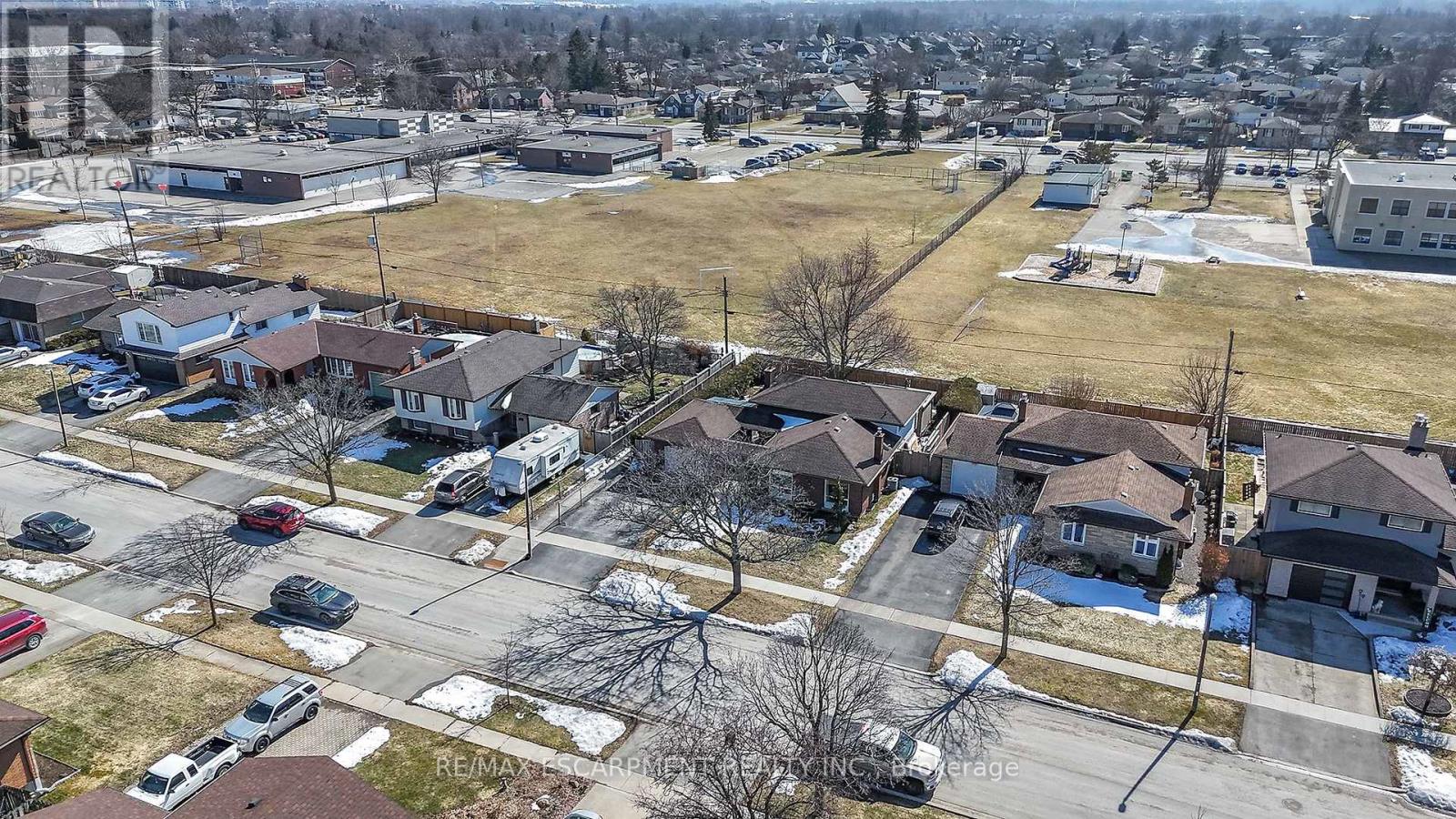 118 Westwood Crescent, Welland, Ontario  L3C 4R3 - Photo 37 - X12851178