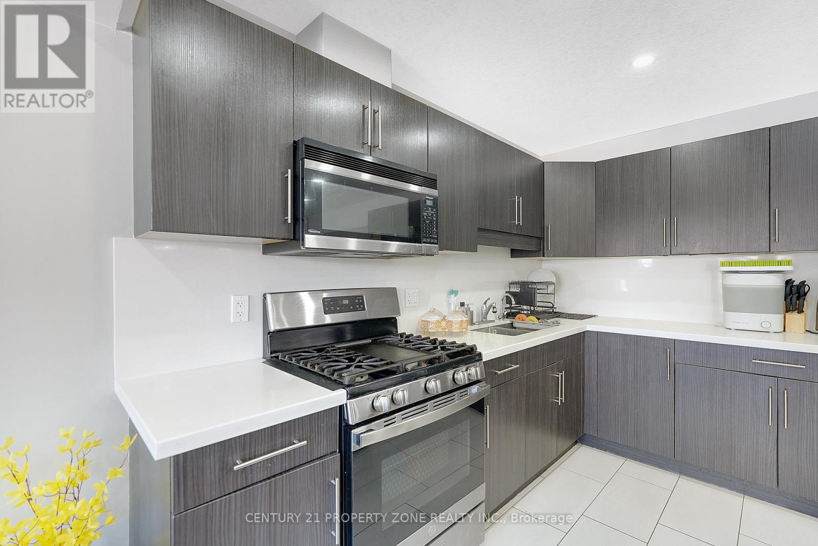 34 - 7 Taylor Drive, East Luther Grand Valley (Grand Valley), Ontario  L9W 7P1 - Photo 13 - X12851198