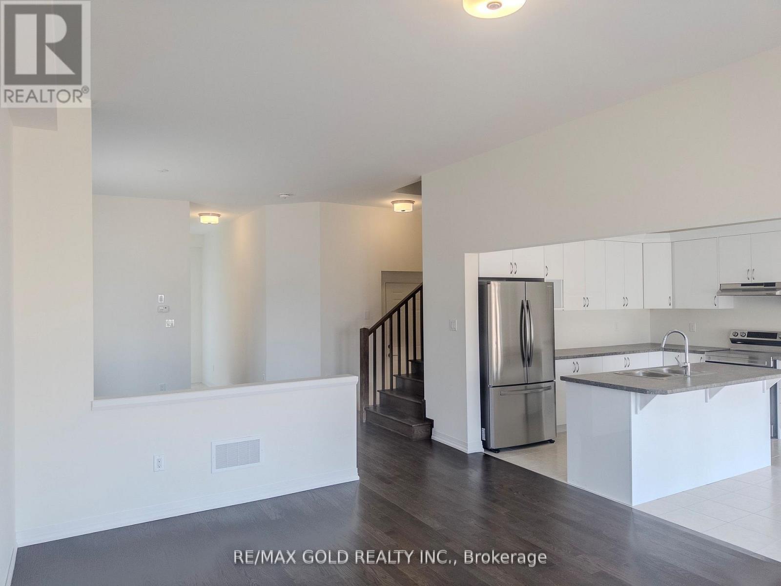 75 George Brier Drive, Brant (Paris), Ontario  N3L 0M2 - Photo 3 - X12851204