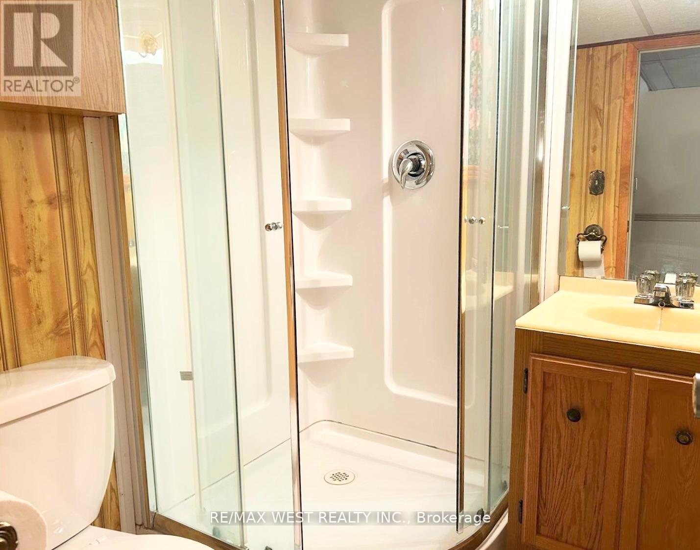 37 Michael Drive S, Port Colborne (Sugarloaf), Ontario  L3K 3C3 - Photo 10 - X12851244