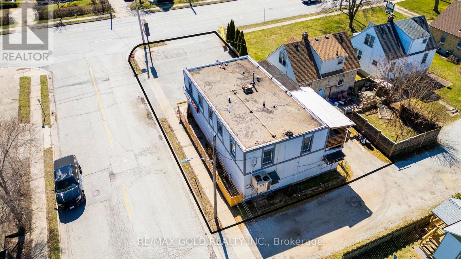 794 London Road, Sarnia, Ontario  N7T 4Y1 - Photo 5 - X12851260