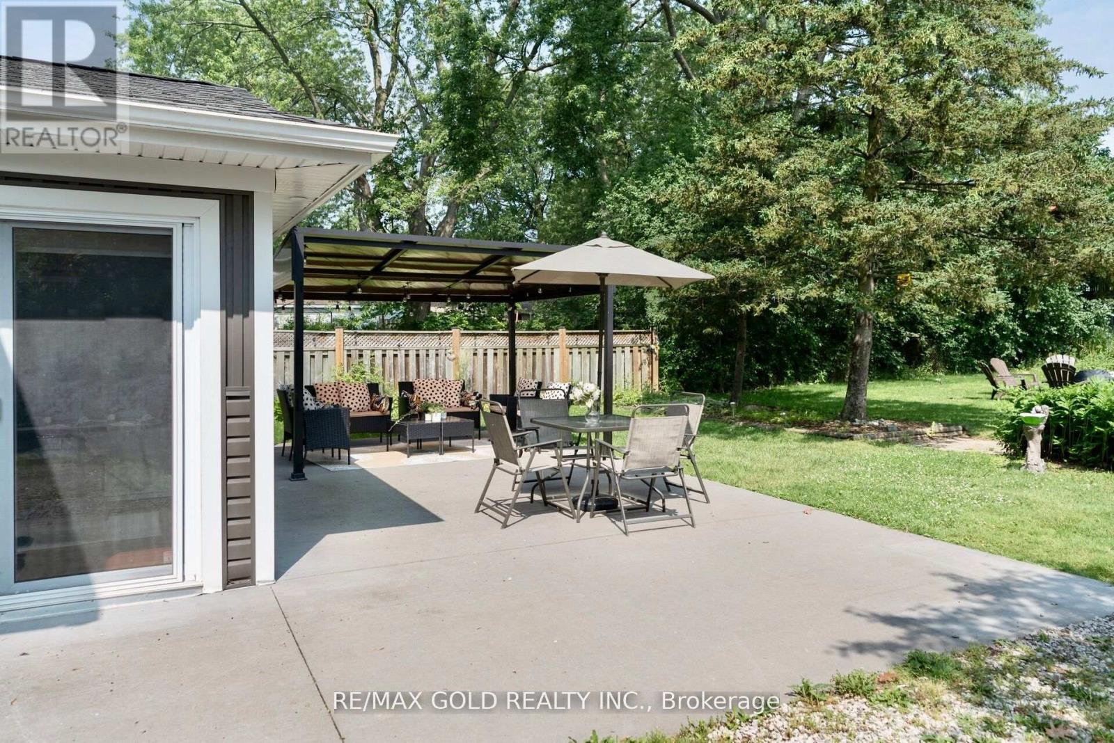 5853 Mcleod Road, Niagara Falls (Arad/fallsview), Ontario  L2G 3E5 - Photo 12 - X12851268