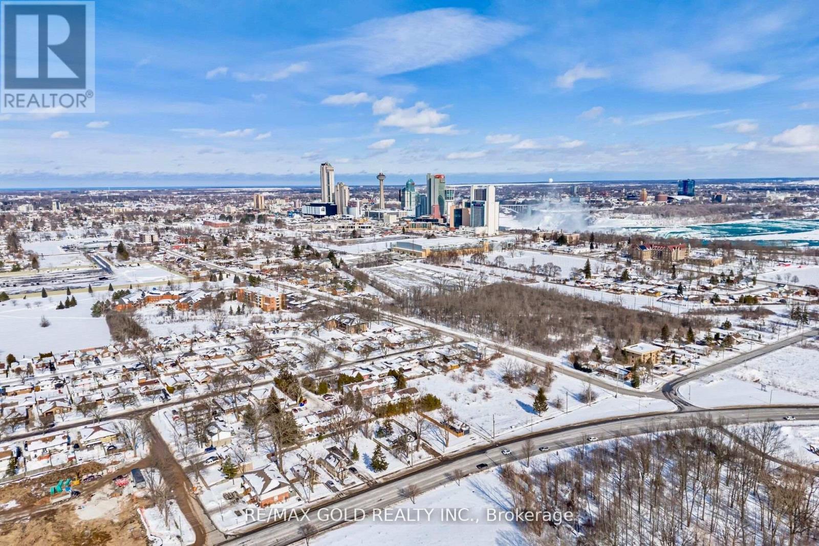 5853 Mcleod Road, Niagara Falls (Arad/fallsview), Ontario  L2G 3E5 - Photo 34 - X12851268