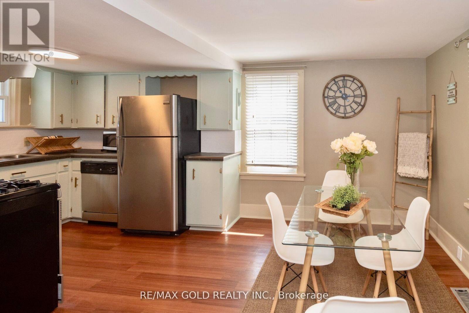 5853 Mcleod Road, Niagara Falls (Arad/fallsview), Ontario  L2G 3E5 - Photo 8 - X12851268