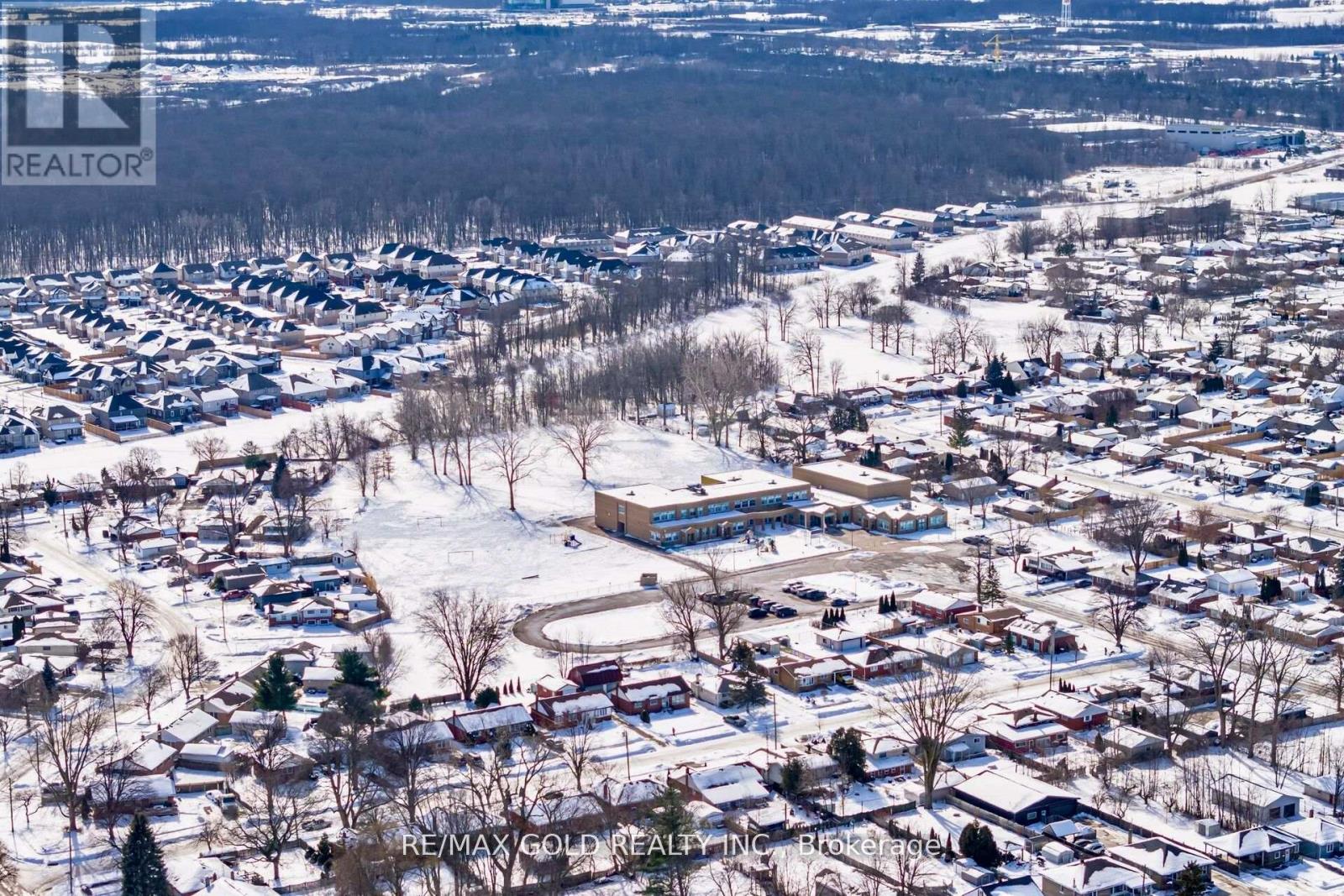 5853 Mcleod Road, Niagara Falls (Arad/fallsview), Ontario  L2G 3E5 - Photo 36 - X12851310