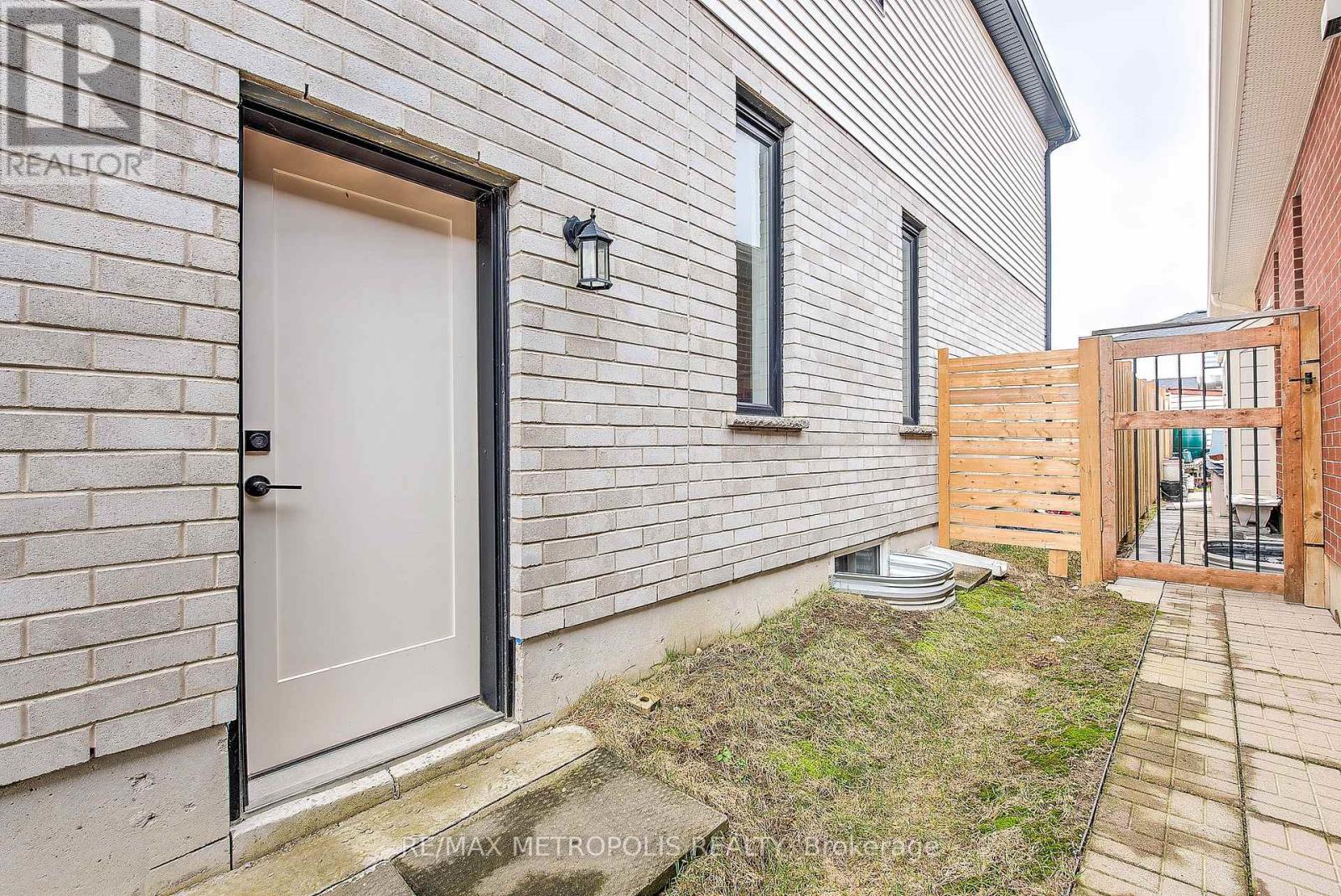 1480 Medway Park Drive, London North (North S), Ontario  N6G 0Z6 - Photo 42 - X12851320