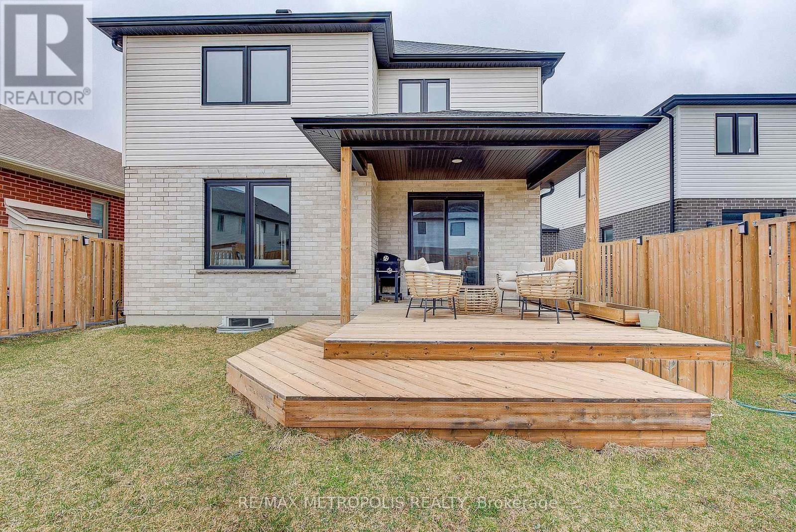 1480 Medway Park Drive, London North (North S), Ontario  N6G 0Z6 - Photo 43 - X12851320