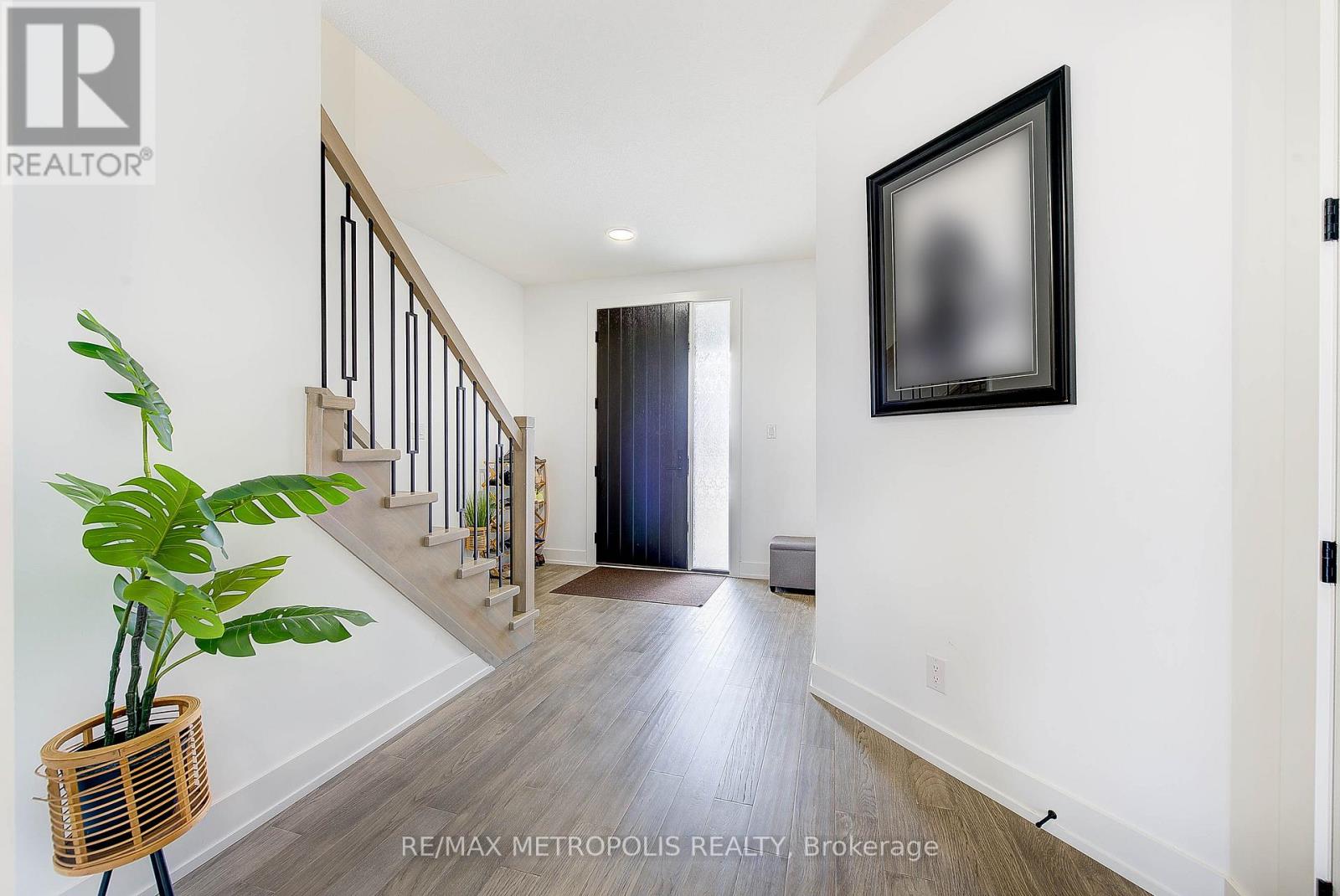 1480 Medway Park Drive, London North (North S), Ontario  N6G 0Z6 - Photo 6 - X12851320