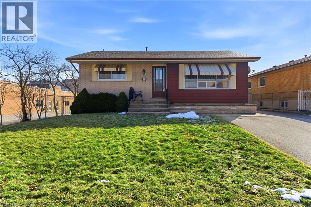 45 Cromwell Crescent, Hamilton, Ontario  L8G 2E9 - Photo 2 - 40810047