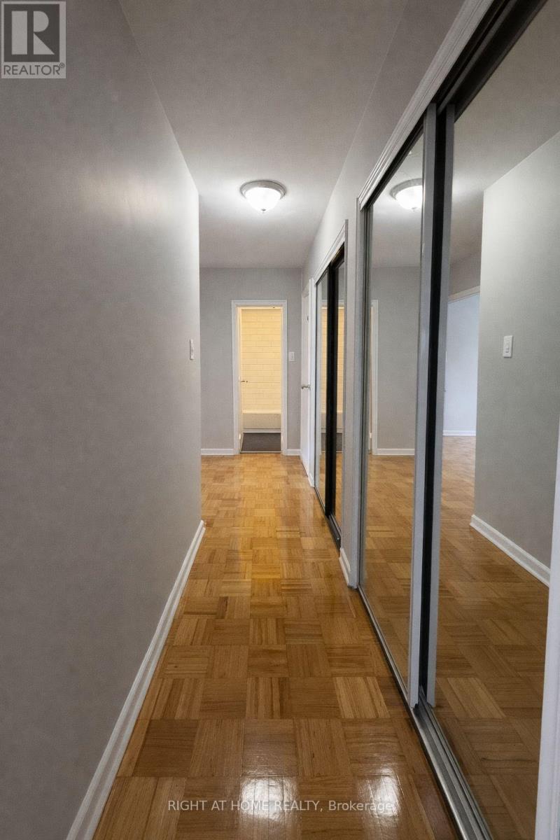 303 - 1780 Lawrence Avenue E, Toronto, Ontario  M1R 2Y2 - Photo 6 - E12848476