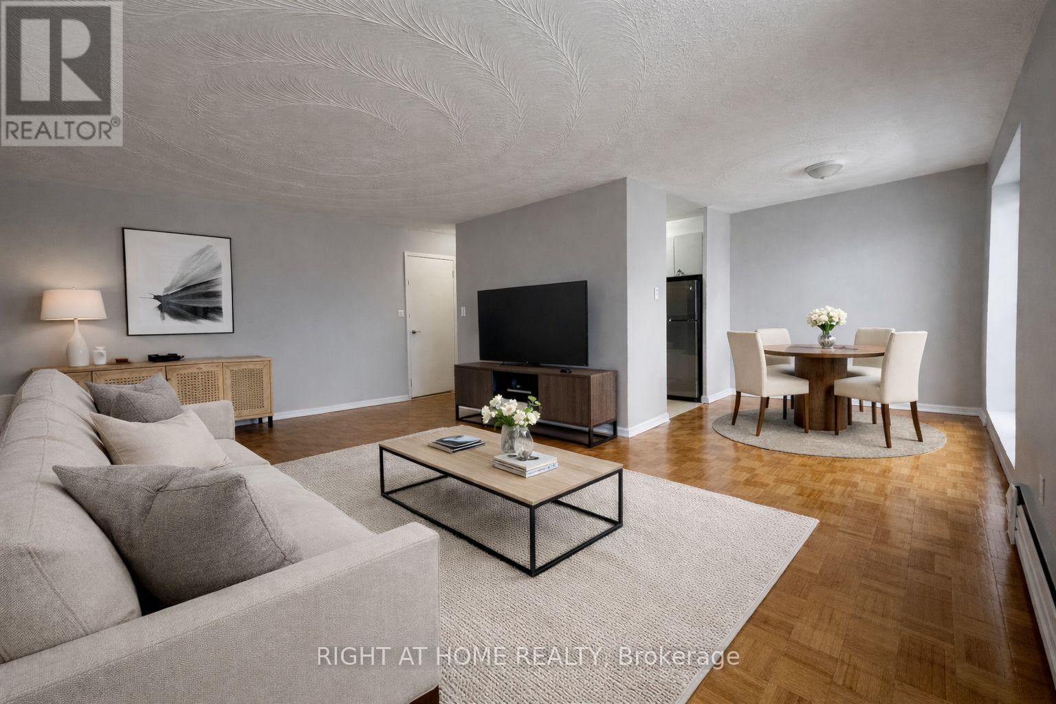 303 - 1780 Lawrence Avenue E, Toronto, Ontario  M1R 2Y2 - Photo 4 - E12848476