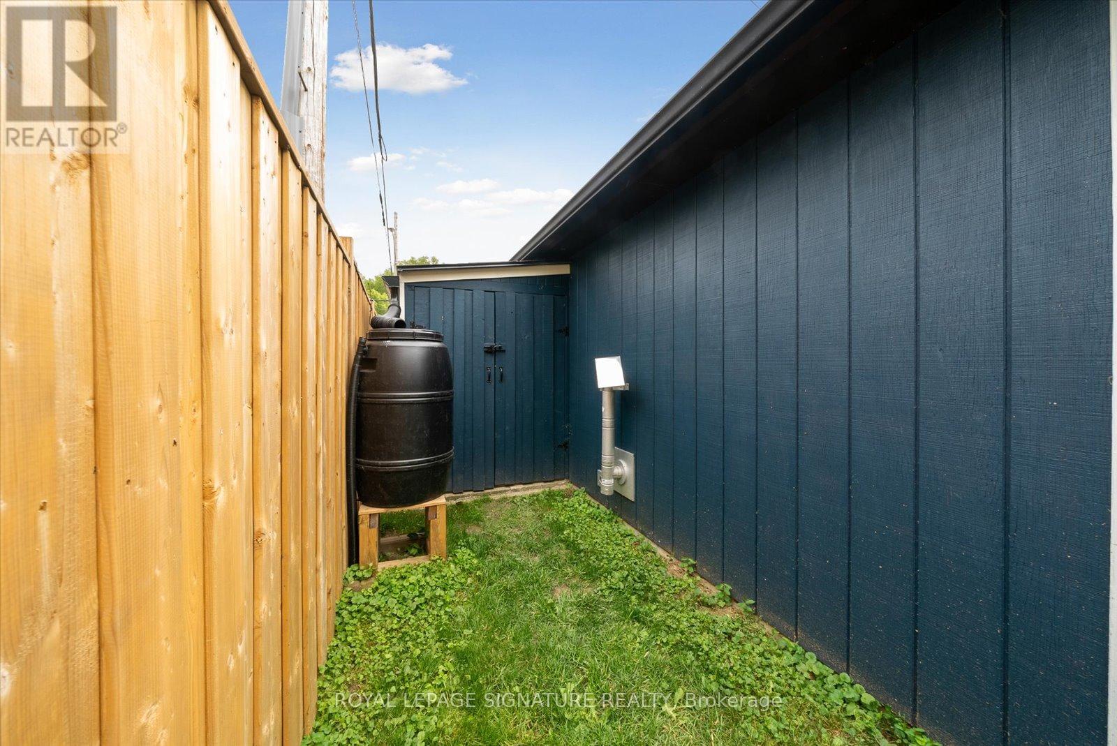 405 Pharmacy Avenue, Toronto, Ontario  M1L 3G5 - Photo 32 - E12849656