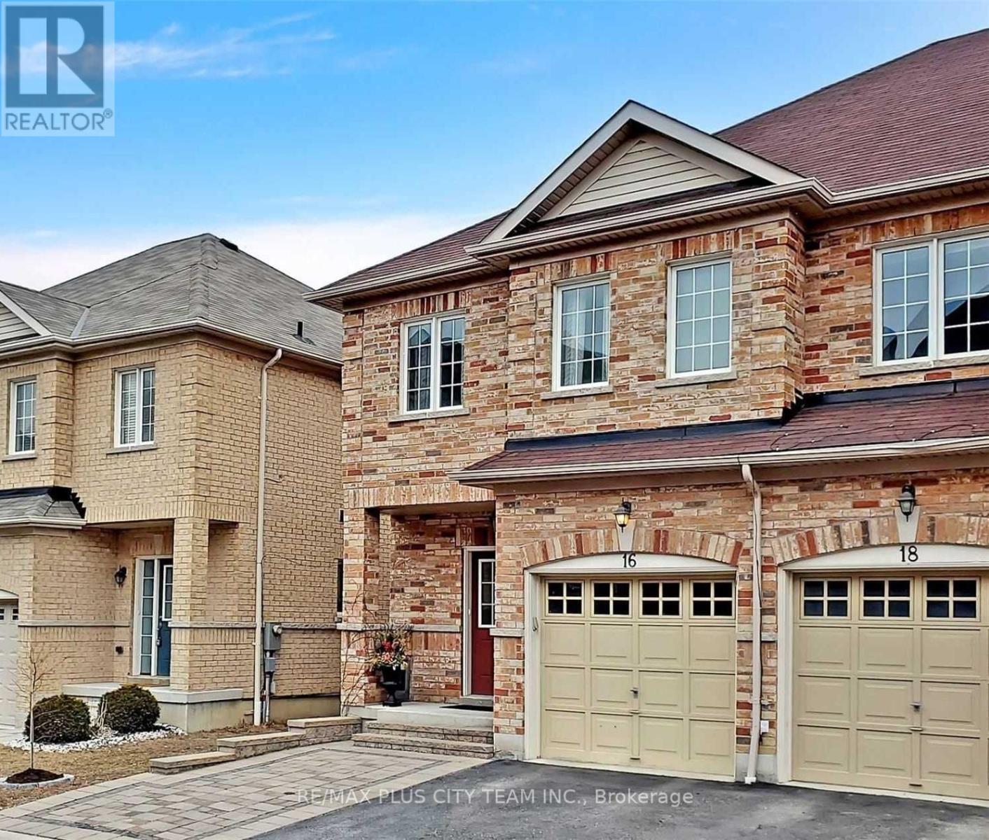 16 Edison Way, Whitby, Ontario  L1R 0M3 - Photo 2 - E12850824