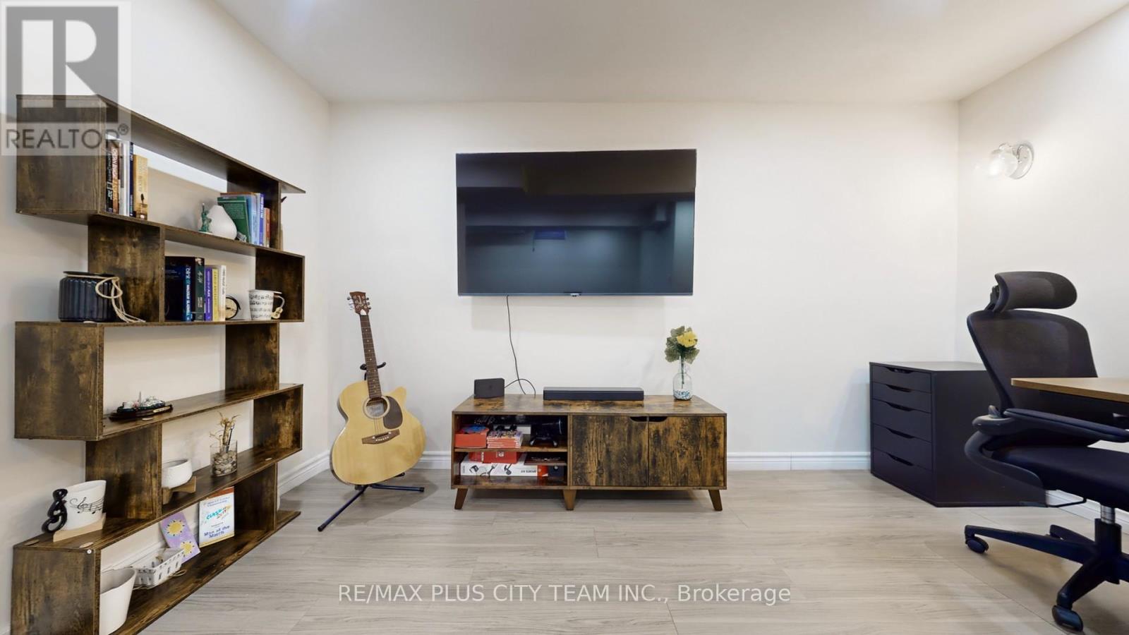 16 Edison Way, Whitby, Ontario  L1R 0M3 - Photo 32 - E12850824