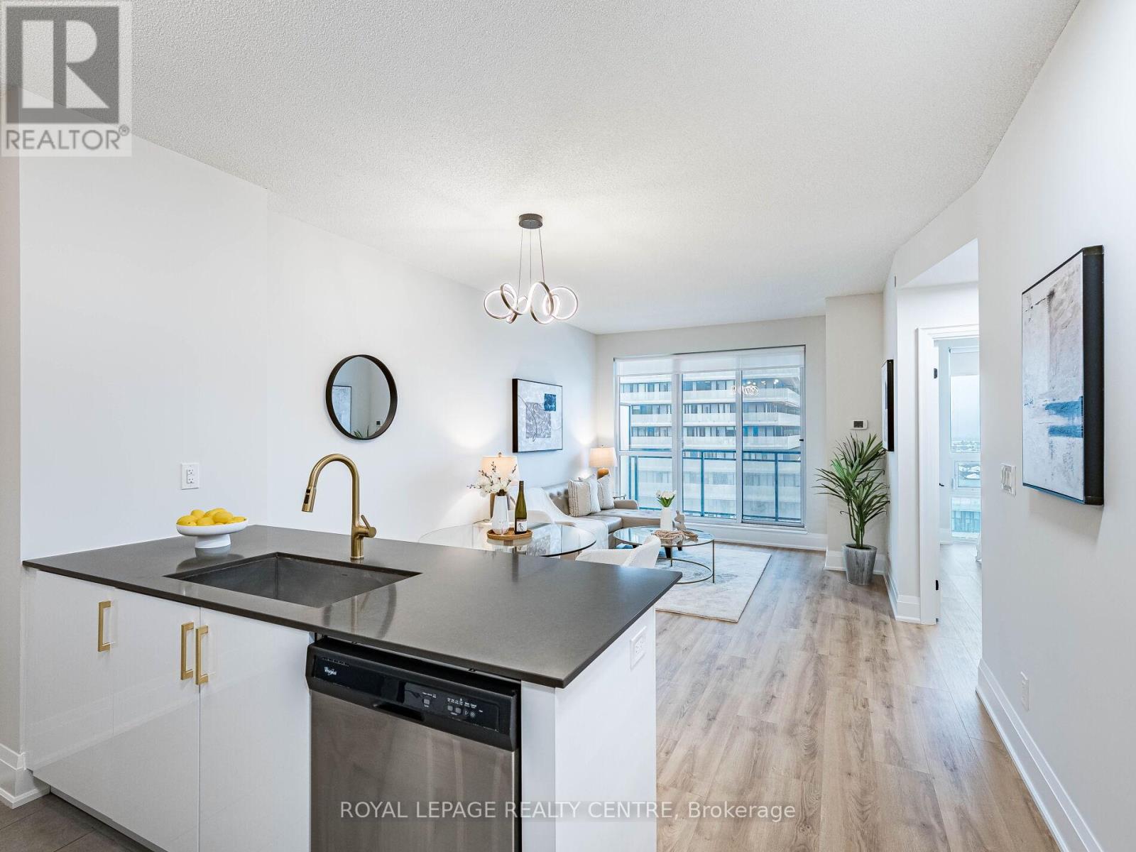 809 - 4011 Brickstone Mews, Mississauga, Ontario  L5B 0G3 - Photo 8 - W12805900