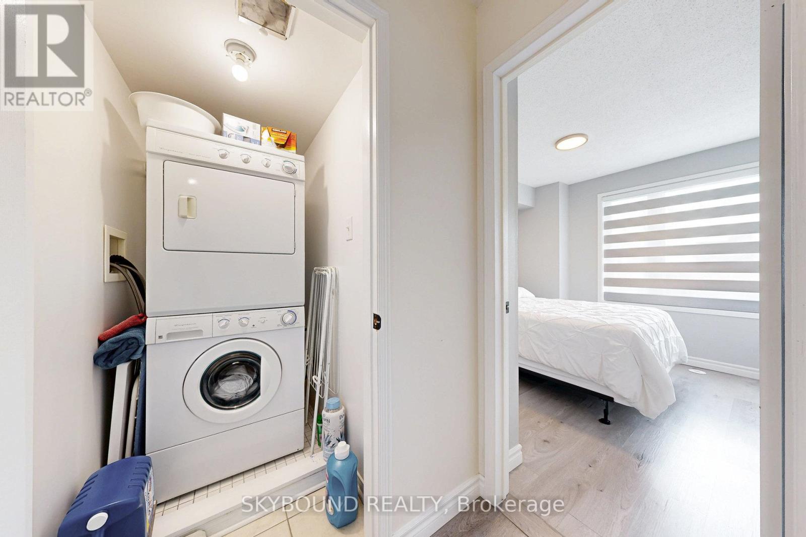 85 - 3088 Eglinton Avenue W, Mississauga, Ontario  L5M 8C5 - Photo 32 - W12846826