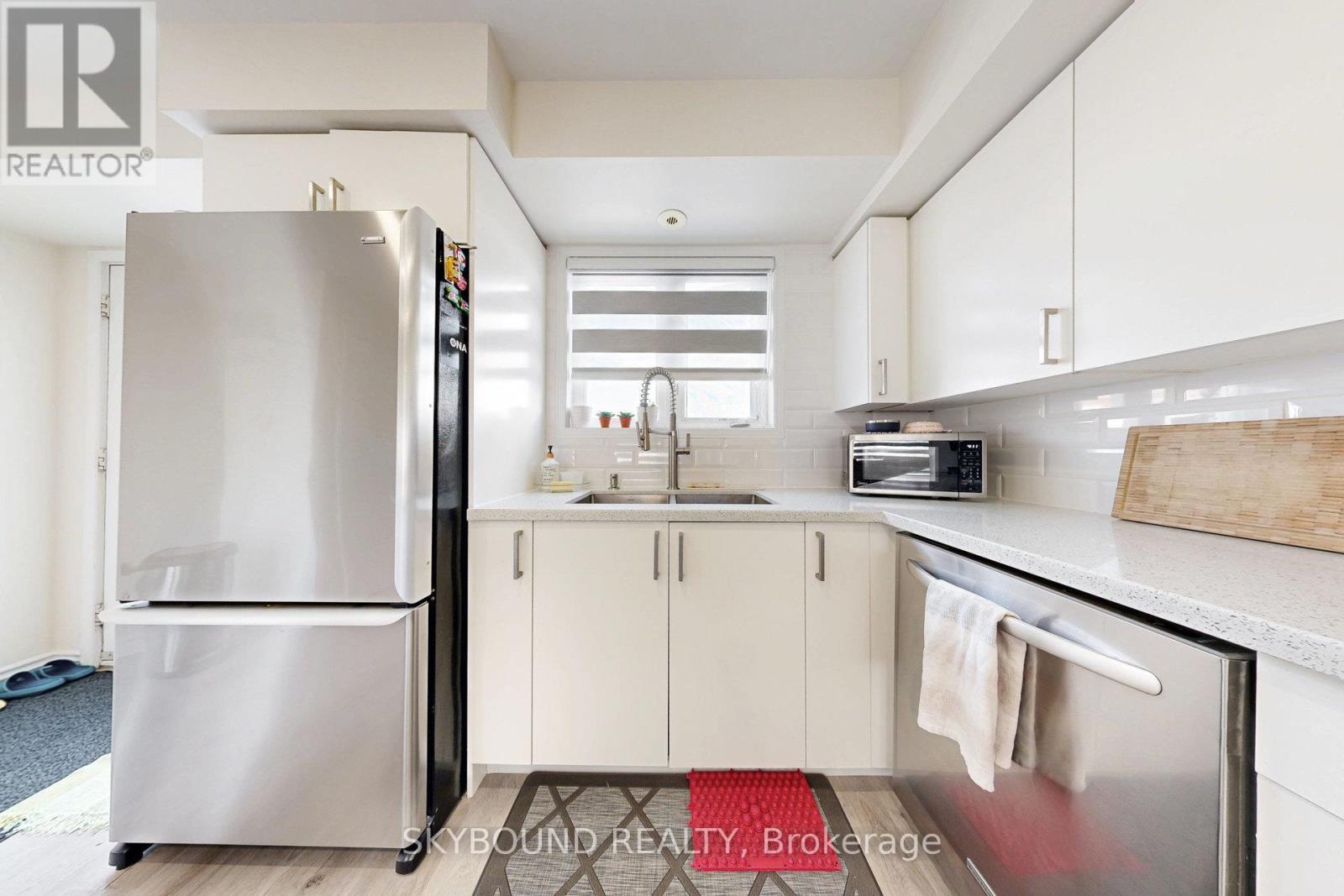 85 - 3088 Eglinton Avenue W, Mississauga, Ontario  L5M 8C5 - Photo 13 - W12846826