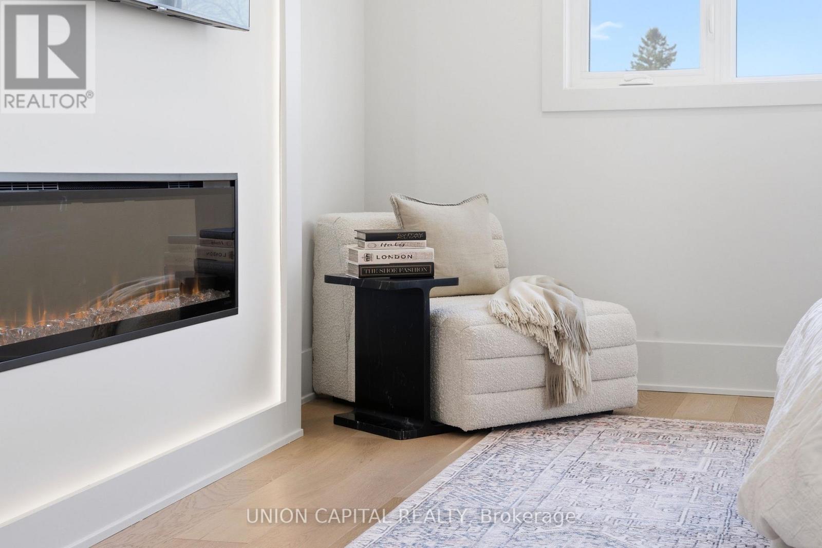 544b Beresford Avenue, Toronto, Ontario  M6S 3C3 - Photo 24 - W12849244