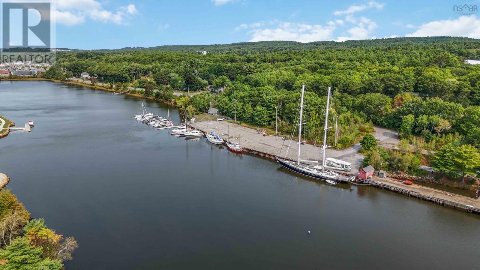 57 King Street, Bridgewater, Nova Scotia  B4V 1A1 - Photo 8 - 202522859