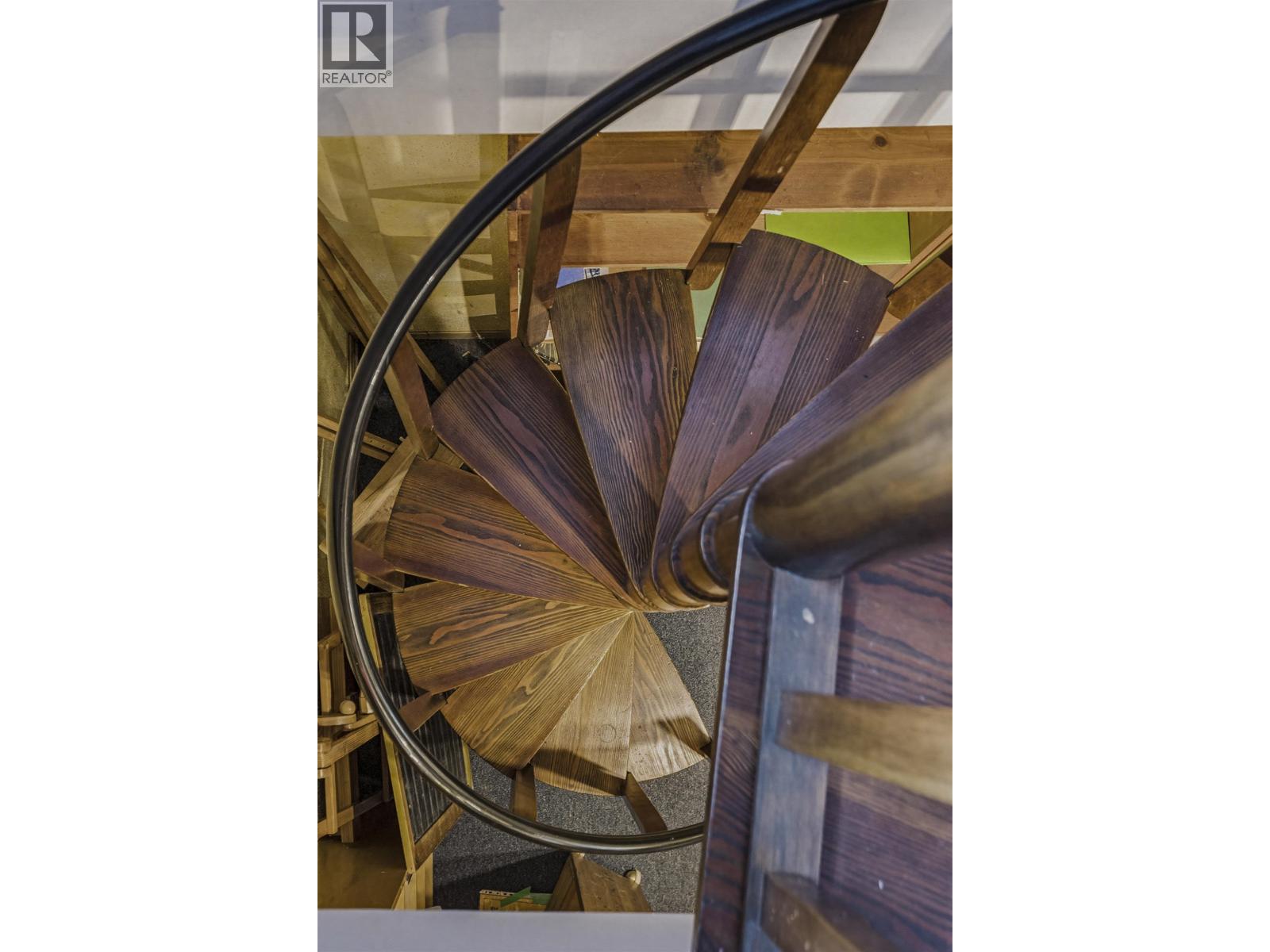 5050 Hastings Street, Burnaby, British Columbia  V5B 1P6 - Photo 11 - C8076622