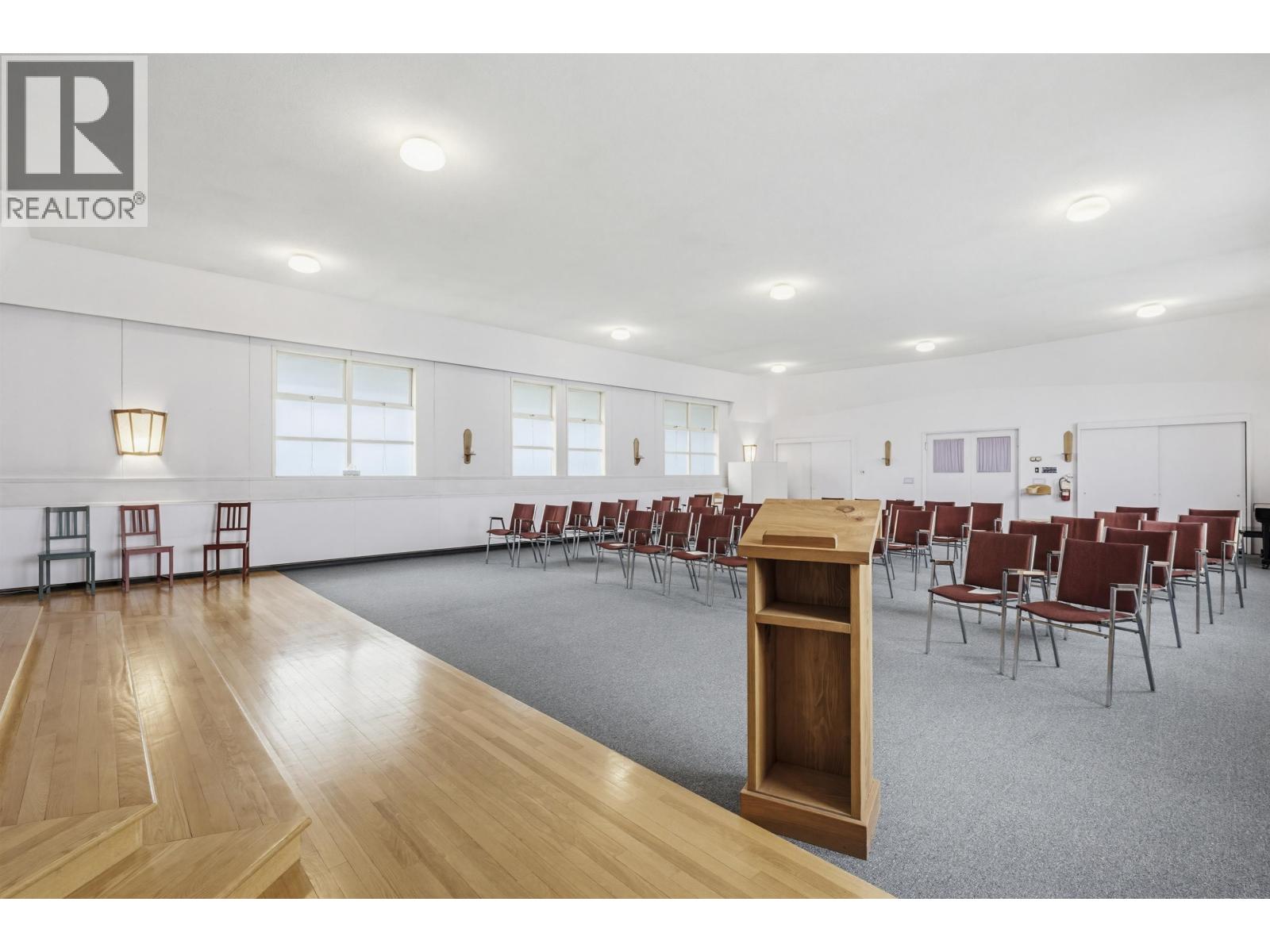 5050 Hastings Street, Burnaby, British Columbia  V5B 1P6 - Photo 8 - C8076622