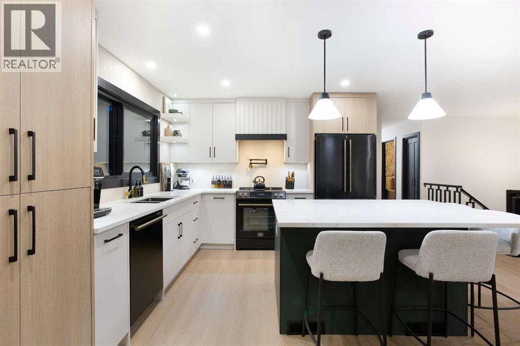 2416 Palliser Drive Sw, Calgary, Alberta  T2V 3S7 - Photo 6 - A2282486