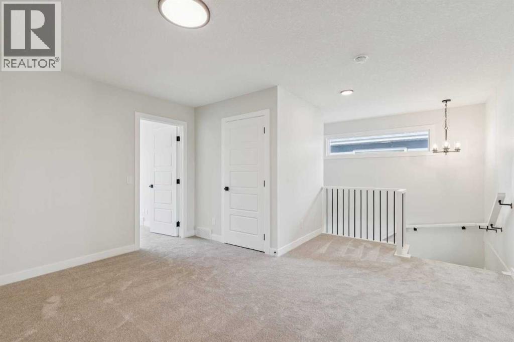 124 Southbow Village Way, Cochrane, Alberta  T4C 3J9 - Photo 23 - A2283420