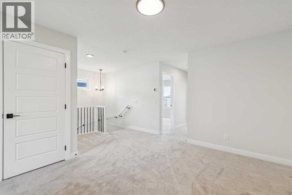 124 Southbow Village Way, Cochrane, Alberta  T4C 3J9 - Photo 24 - A2283420