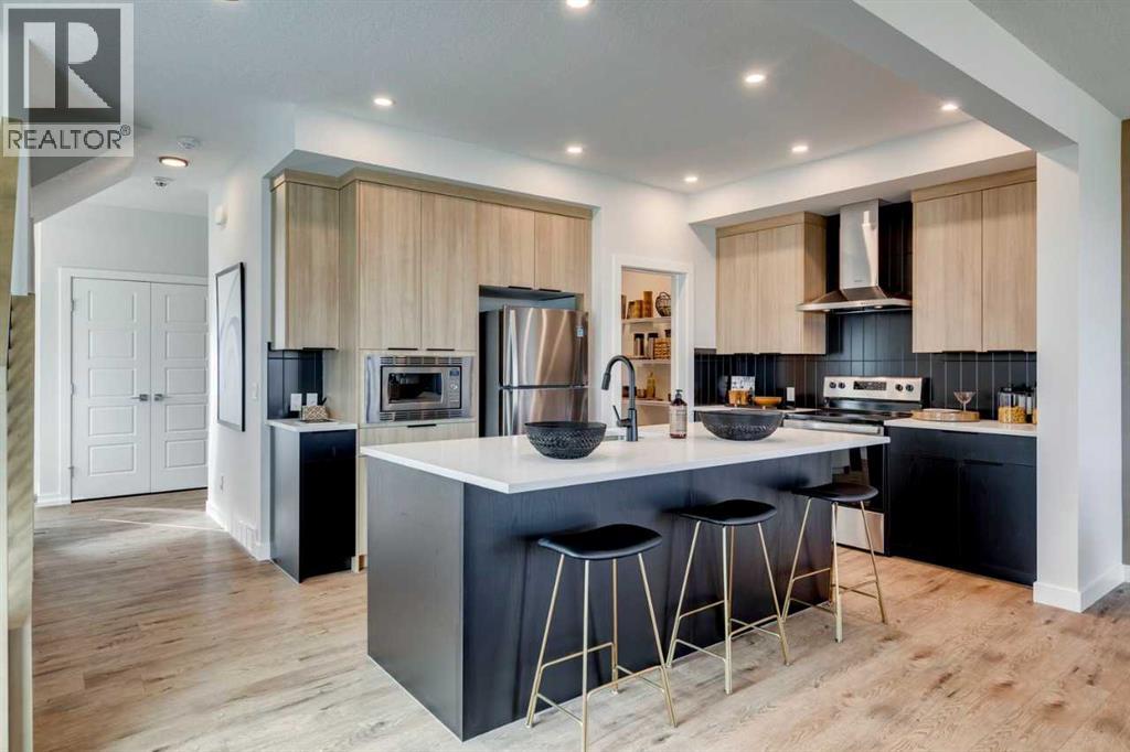 124 Southbow Village Way, Cochrane, Alberta  T4C 3J9 - Photo 8 - A2283420