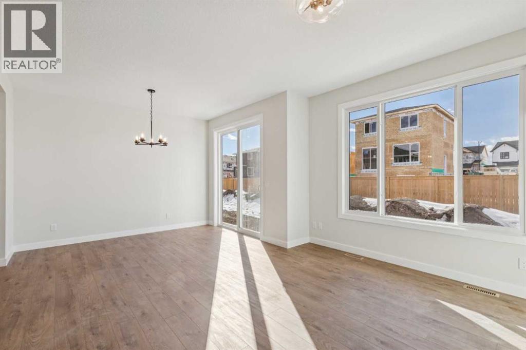 124 Southbow Village Way, Cochrane, Alberta  T4C 3J9 - Photo 18 - A2283420