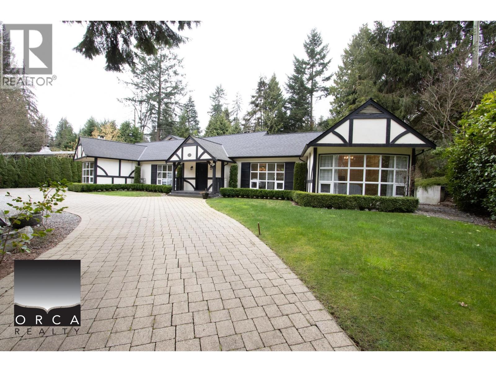 445 Southborough Drive Drive, West Vancouver, British Columbia  V7S 1M3 - Photo 1 - R3094890