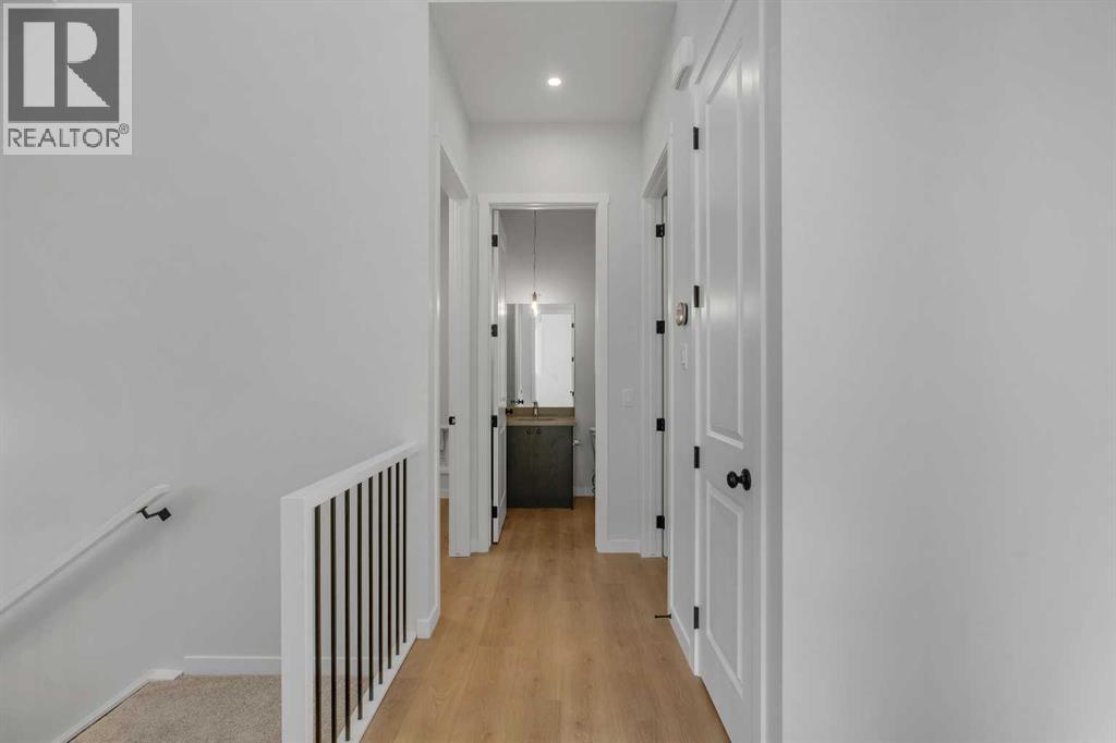 63 Bartlett Crescent Se, Calgary, Alberta  T3M 2N8 - Photo 3 - A2290354