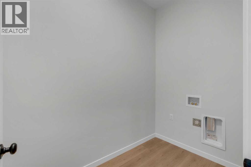 63 Bartlett Crescent Se, Calgary, Alberta  T3M 2N8 - Photo 4 - A2290354